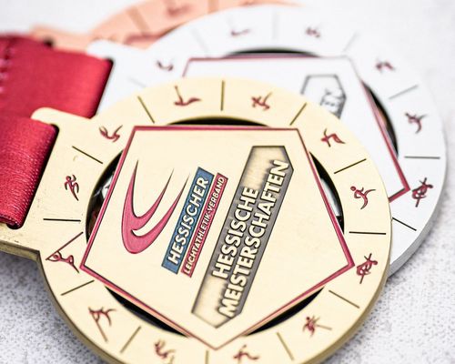 Nachbericht: Hessische Meisterschaften der Aktiven und U16 - Hochklassige Titelkämpfe in Darmstadt